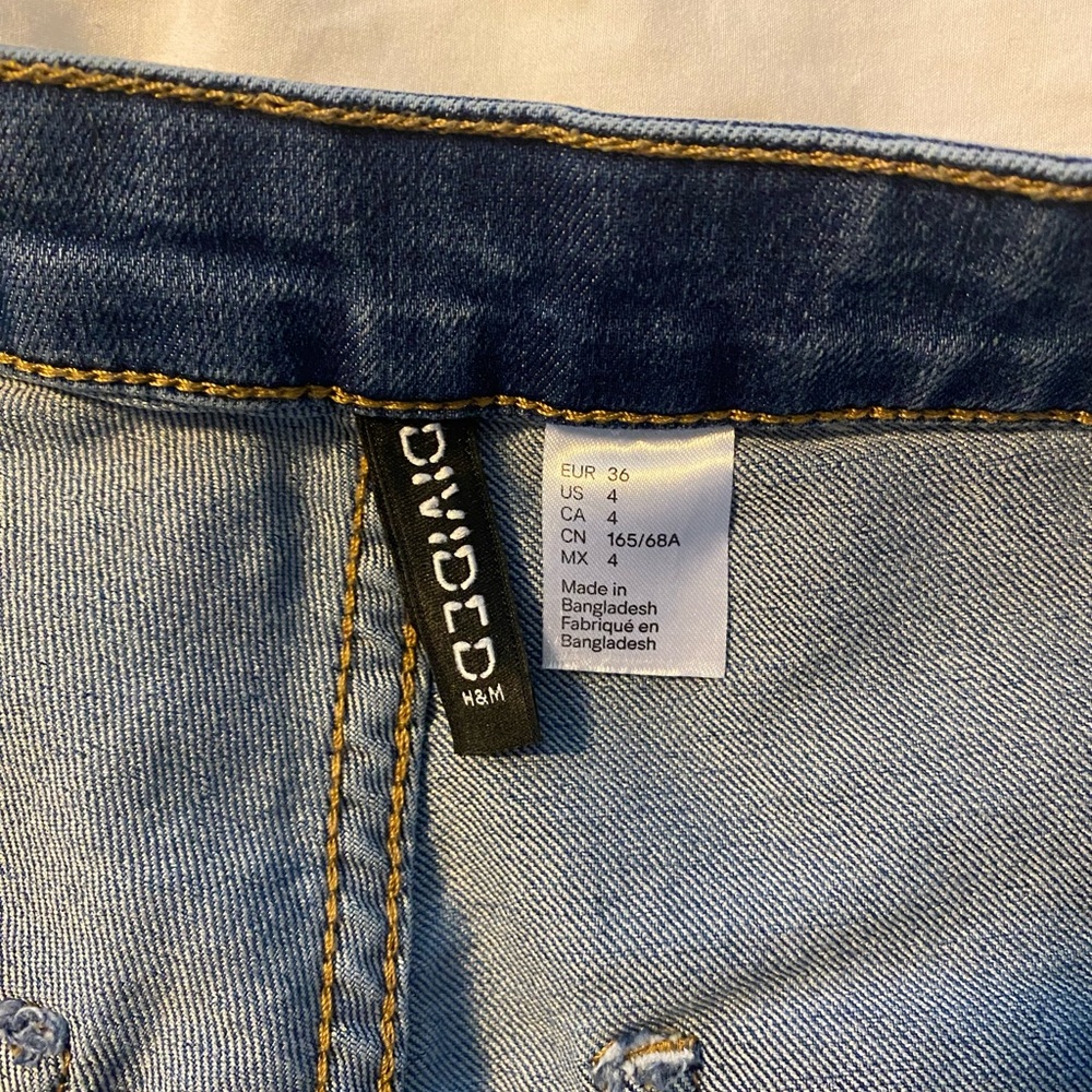 H&M Divided